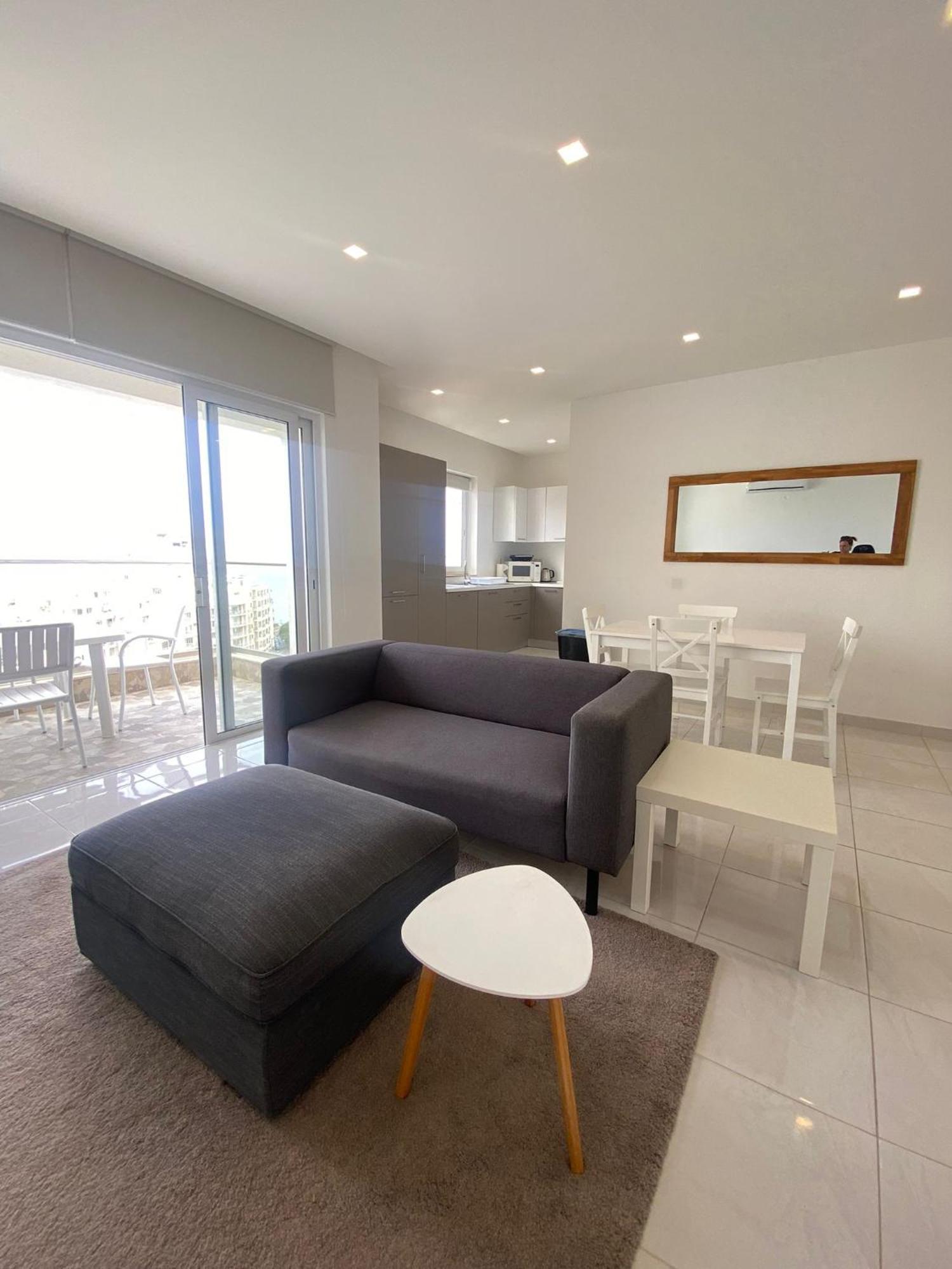 Spectacular Distant Seaview Apt Sliema Exteriör bild
